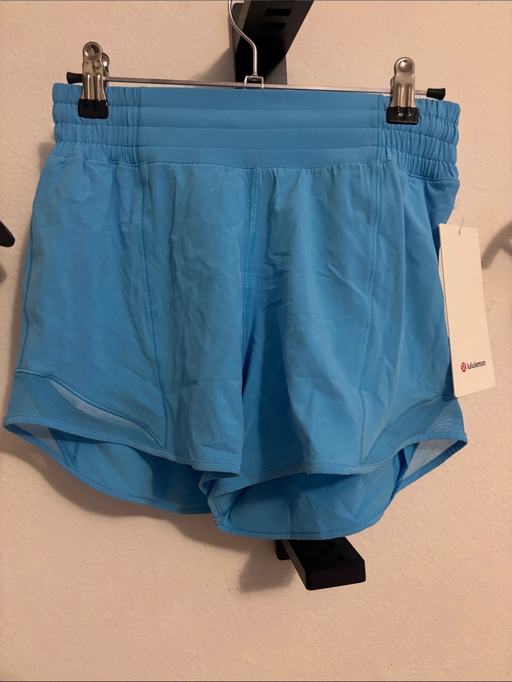NWT Lululemon hotty hot 4” Sky Blue Women's Athletic Shorts